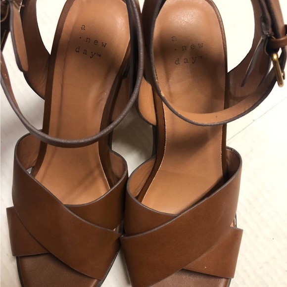 Target A New Day Beatriz Cross Band Stacked Heel Pumps Brown Size 9 - Picture 11 of 13